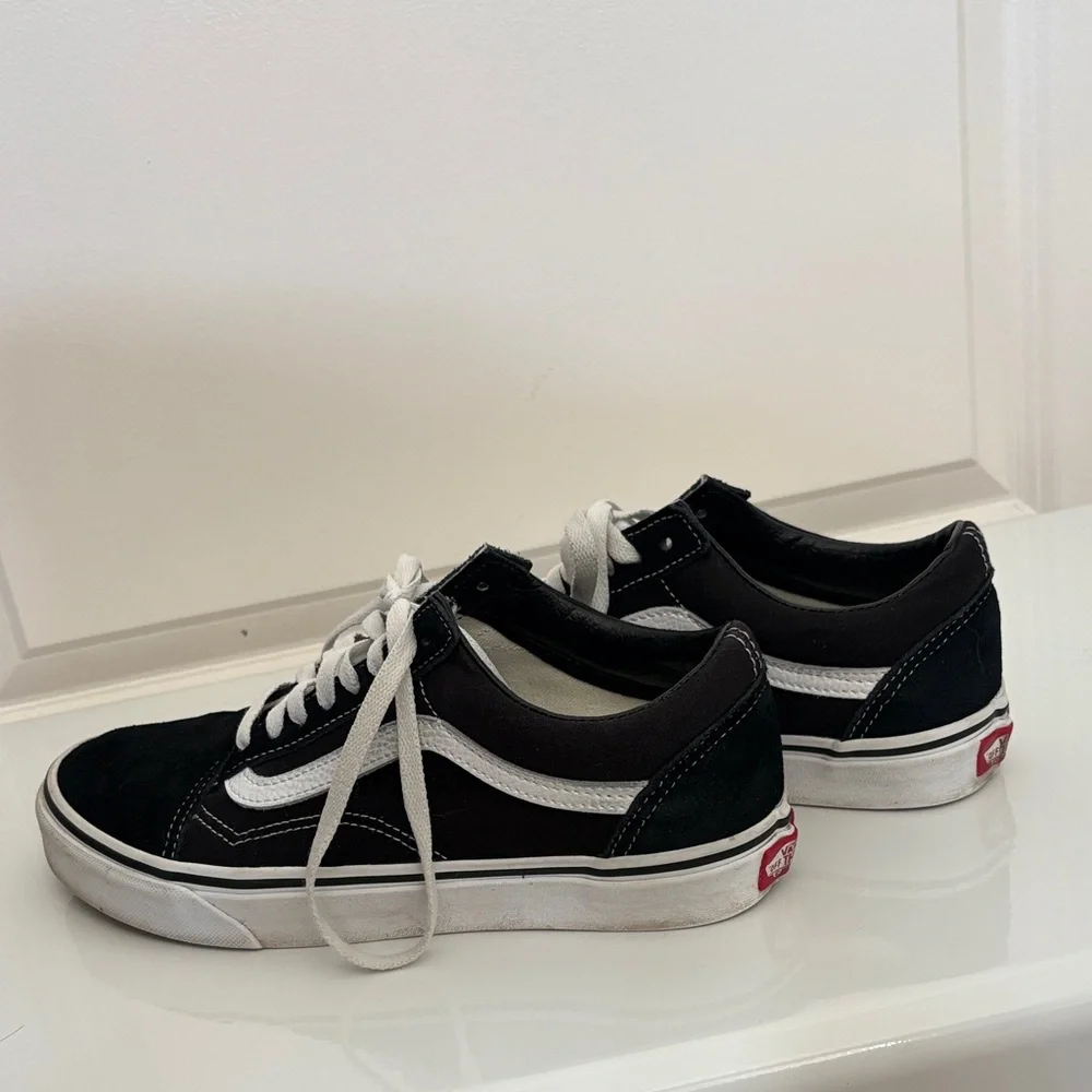 Vans Old Skool Sneakers - Picture 1 of 6